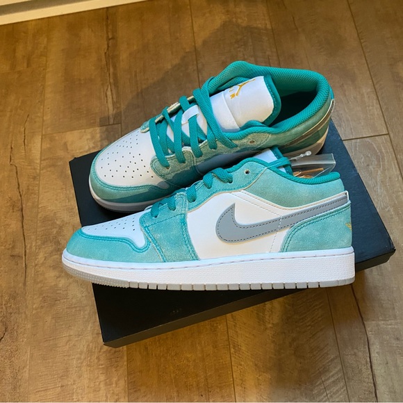 Jordan 1 Low - Emerald Turquoise / 7.5 women - Picture 2 of 7